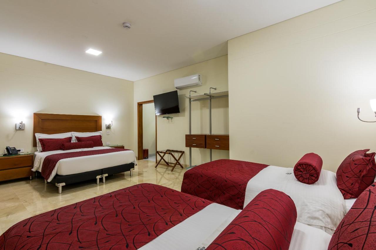 Hotel Dorado La 70 ميديلين المظهر الخارجي الصورة